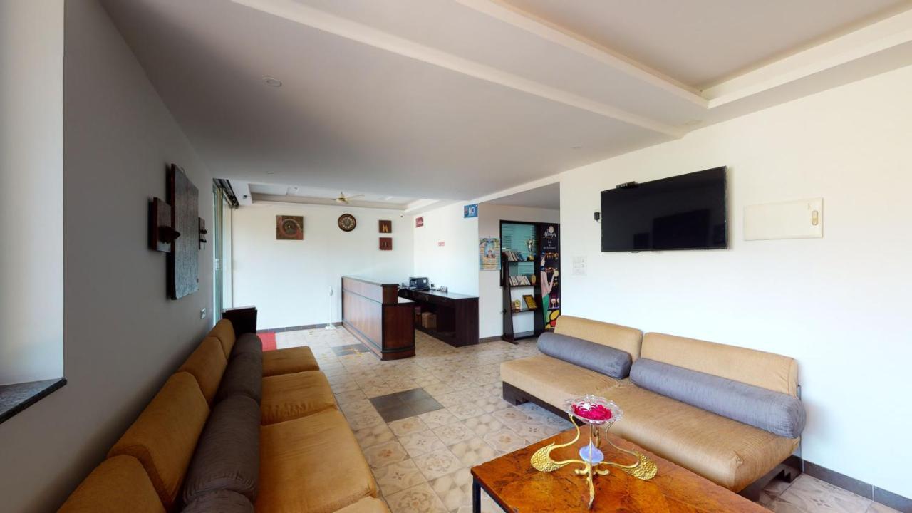De Alcazar Calangute Hotel Ngoại thất bức ảnh